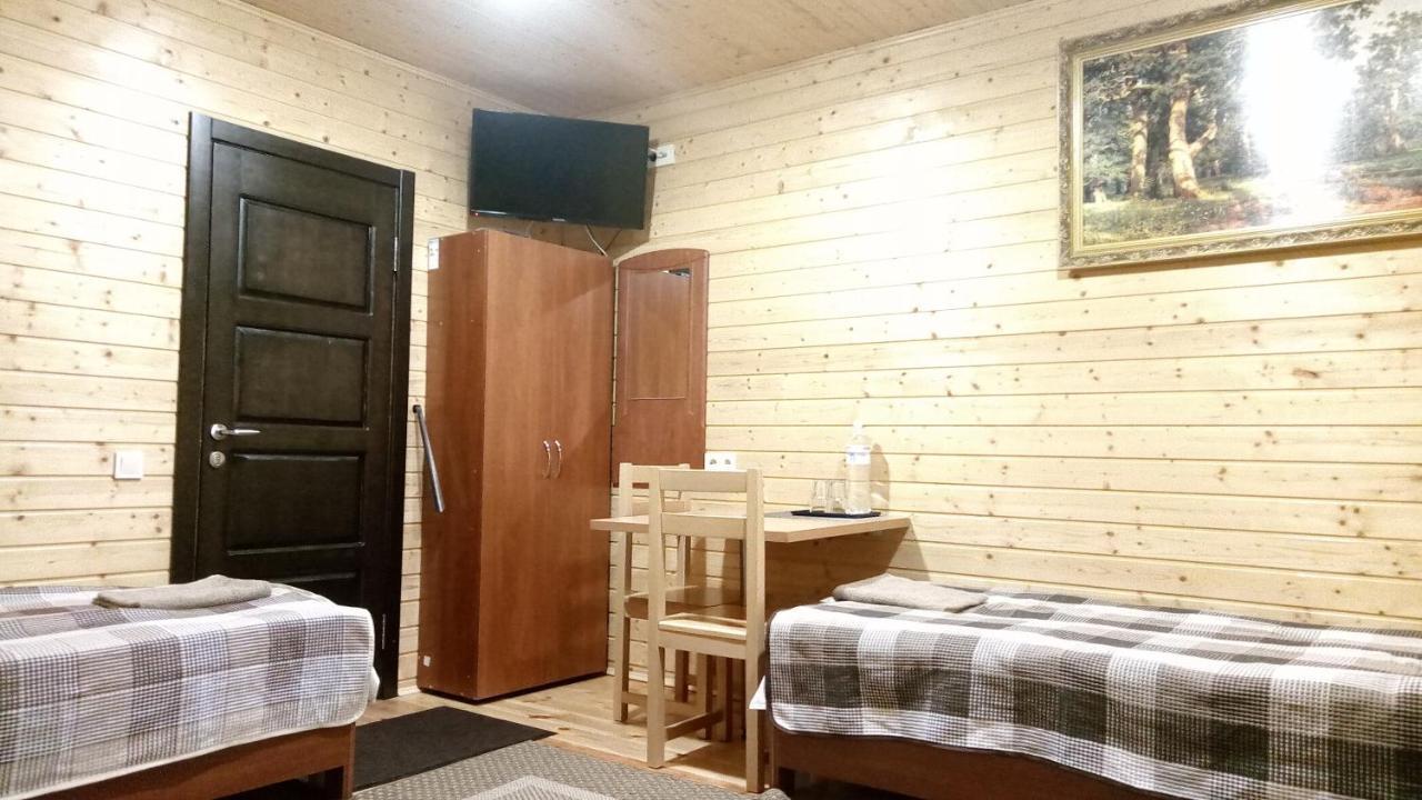 Life House Hotel Berezan Bagian luar foto